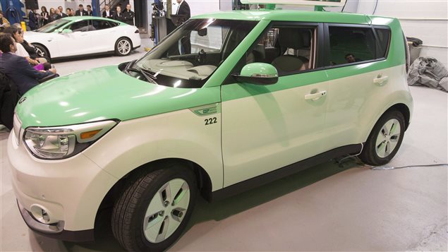 Una firma de taxis de Montreal posee toda su flotilla eléctrica.