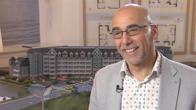 安省地产开发商 Tony DiFruscio