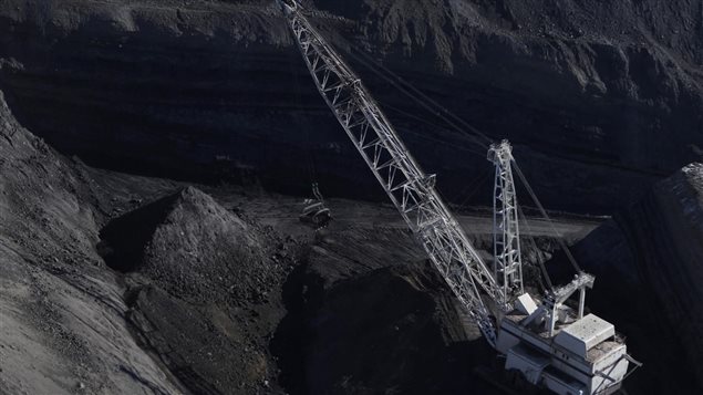 Opération d’extraction du charbon dans la mine Black Butte près de Rock Springs au Wyoming. Photo : Reuters/Jim Urquhart