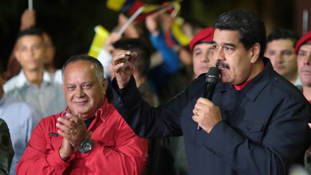 El presidente Nicolás Maduro y Diosdado Cabello, miembro de la Asamblea Constituyente, en Caracas el 15 de octubre 2017.