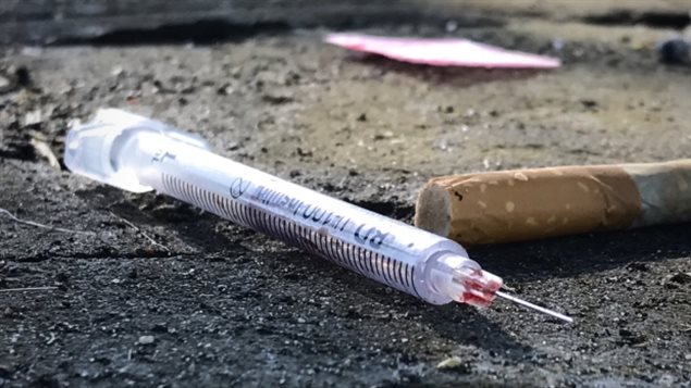 حقنة يستخدمها المدمنون على المخدّرات