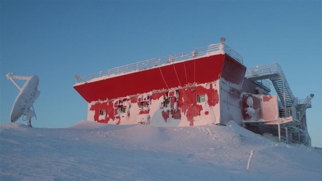 The Ridge Lab of PEARL, the Polar Environment Atmospheric Research Laboratory (PEARL). Located on Ellesmere Island at Eureka, Nunavut (80N, 86W), PEARL is managed by the Canadian Network for the Detection of Atmospheric Change (CANDAC). (Mareile Wolff/CANDAC)