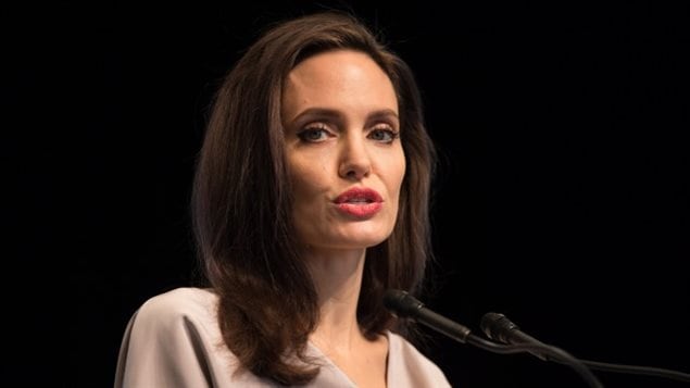 Angelina Jolie, qui est également envoyée spéciale du Haut-Commissariat de l’ONU pour les réfugiés, a énuméré la liste des promesses, des lois et des résolutions qui ont été adoptées à travers le temps, mais qui ont échoué à éliminer les violences sexuelles dans les situations de guerre.PHOTO DARRYL DYCK, LA PRESSE CANADIENNE