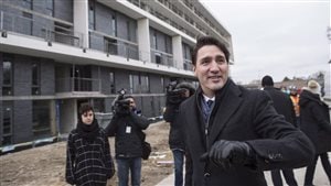 Justin Trudeau annonce dans la ville de Toronto son plan.