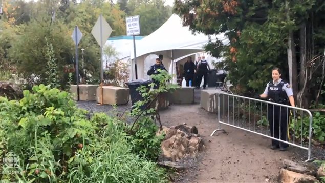 今夏加拿大警方不得不增派人手对付非法越境问题