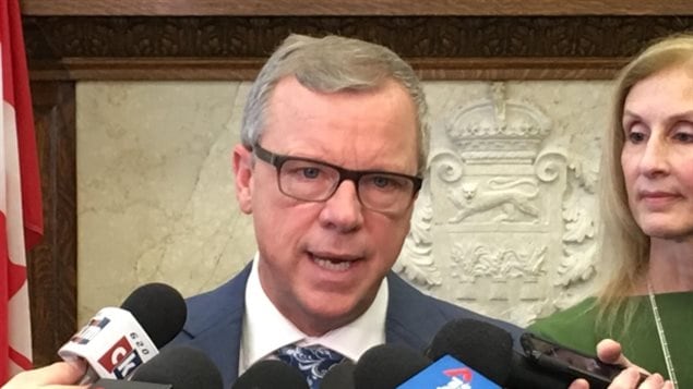 Saskatchewan Premier Brad Wall says he’s standing up for his province’s interest and didn’t need Alberta’s permission to enact a licence plate ban. 