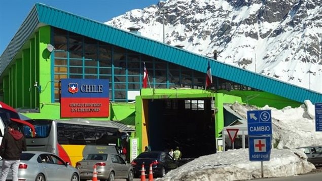 Puesto de control fronterizo en el Paso Internacional Los Libertadores, en la frontera entre Chile y Argentina.