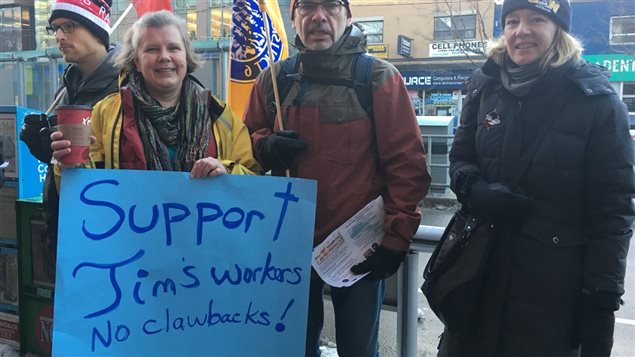 Several unions are organising and taking part in the protests against Tim Horton’s owners, often seen as the rich owners protecting profits on the backs of low wage workers.