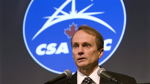 El astronauta Steve MacLean, fue presidente de la Agencia Espacial Canadiense de 2008 a 2013.