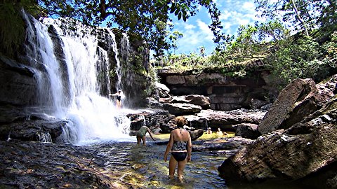Du tourisme au pays des FARC