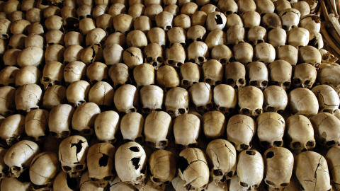 Crânes de victimes du génocide rwandais en 1994