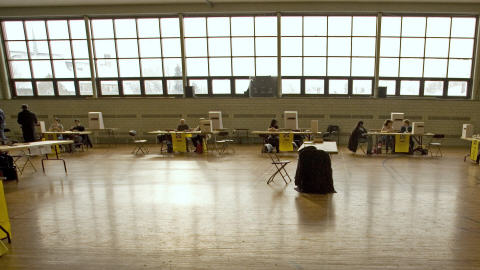 Un bureau de vote lors des élections fédérales de 2006