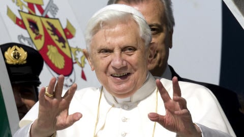 Benoit Xvi Critique L Usage Du Condom Radio Canada Ca