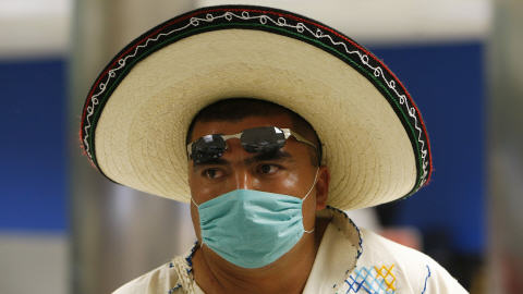 Un passager provenant du Mexique à son arrivée à l'aéroport de Miami.