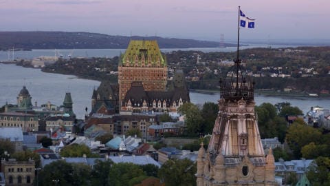 Le Vieux-Québec, avec le Château Frontenac et l'hôtel du Parlement