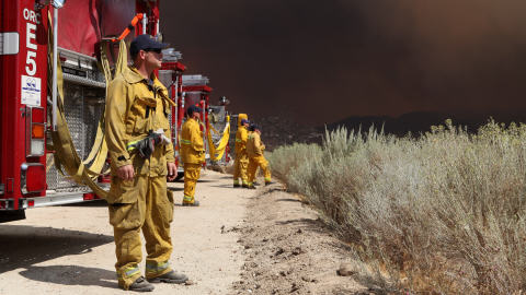 Des pompiers en Californie
