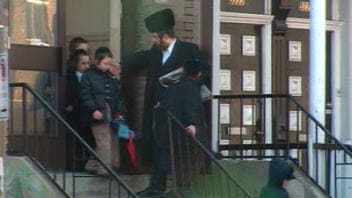 Six écoles juives de Montréal acceptent de signer une entente avec la province