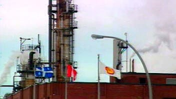 Qui veut acheter la raffinerie? | Radio-Canada