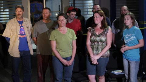 Huit des dix Américains arrêtés. En avant, de gauche à droite: Carla Thompson, Laura Silsby, et Nicole Lankford. Dans la rangée arrière: Steve McMullen, Jim Allen, Silas Thompson, Paul Thompson, et Drew Culborth.
