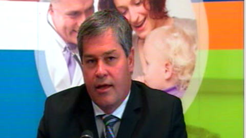 Le ministre Yves Bolduc