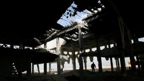 Un immeuble détruit à Rafah.