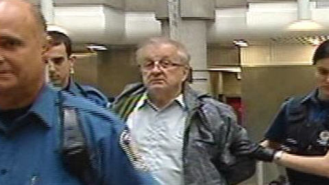 Le prêtre Raymond-Marie Lavoie
