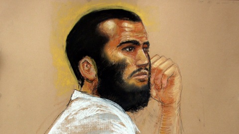 Omar Khadr lors d'une comparution à Guantanamo, le 28 avril 2010