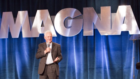 Le fondateur de Magna International, Frank Stronach.