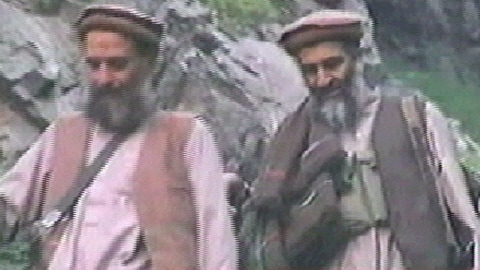 Ayman Al-Zawahiri et Oussama ben Laden, dans une vidéo diffusée en septembre 2003.