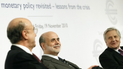 Ben Bernanke entouré de ses homologues brésilien et européen.
