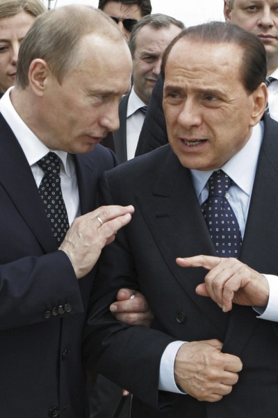 Vladimir Poutine et Silvio Berlusconi (archives)
