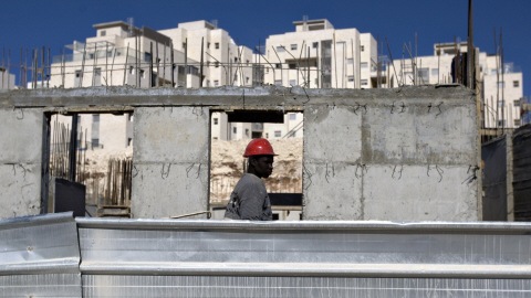 La construction se poursuit, mercredi, dans le quartier de Har Homa, à Jérusalem-Est.