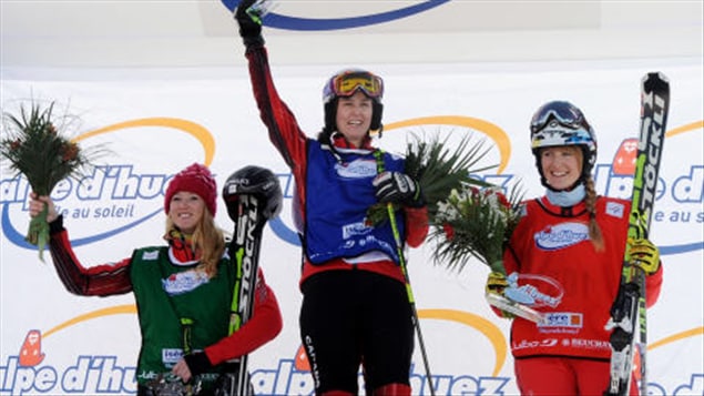 Ashley McIvor, Kelsey Serwa et Fanny Smith