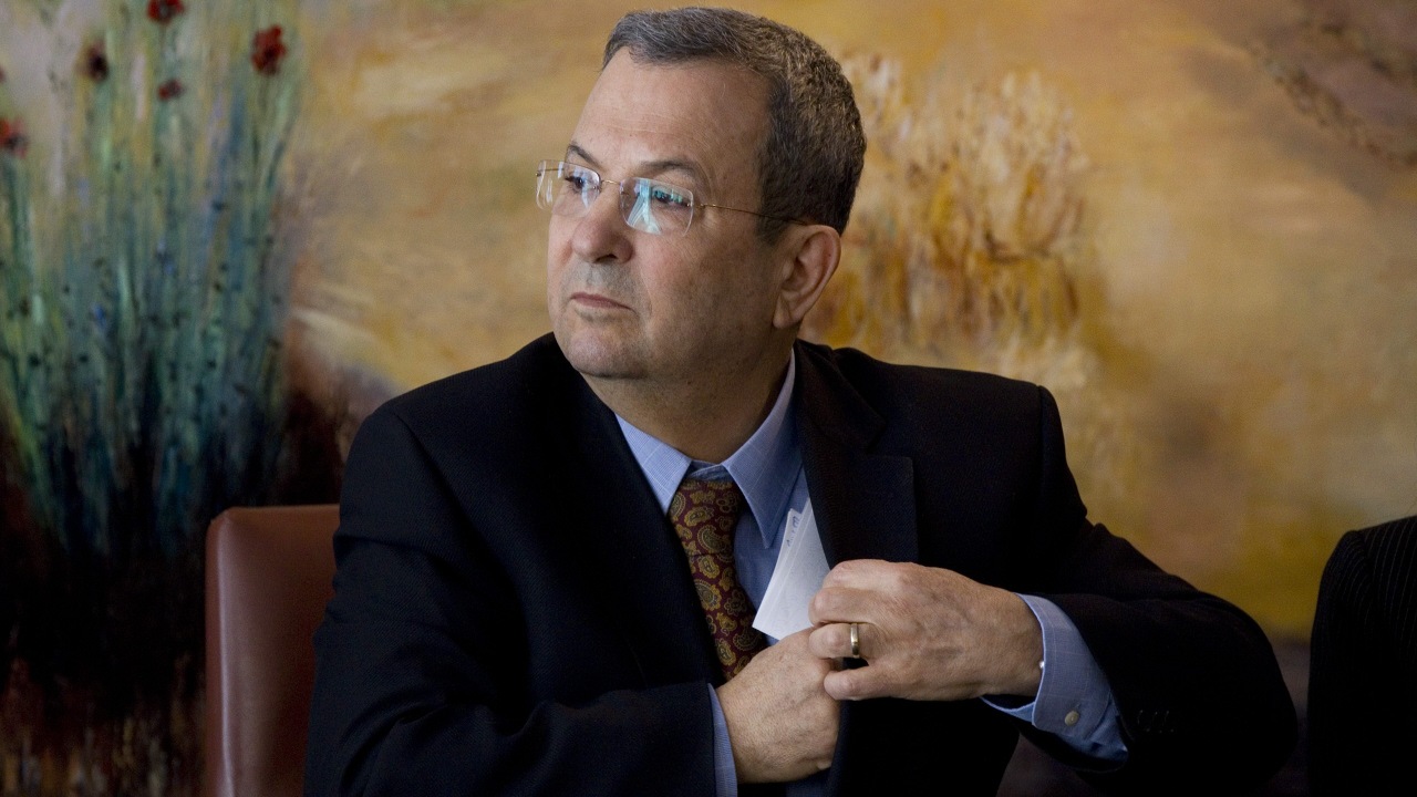 Le ministre israélien de la Défense, Ehoud Barak, a annoncé son départ du Parti travailliste lundi matin.