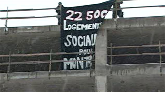 Manifestation du FRAPRU à l'îlot Voyageur, à Montréal, le 14 février 2011
