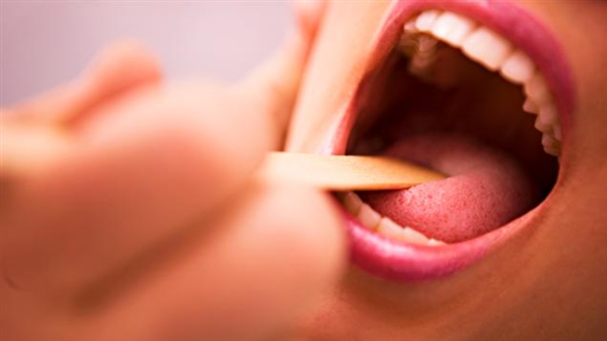 Cancers buccaux : le sexe oral plus dangereux que le tabac | Radio-Canada