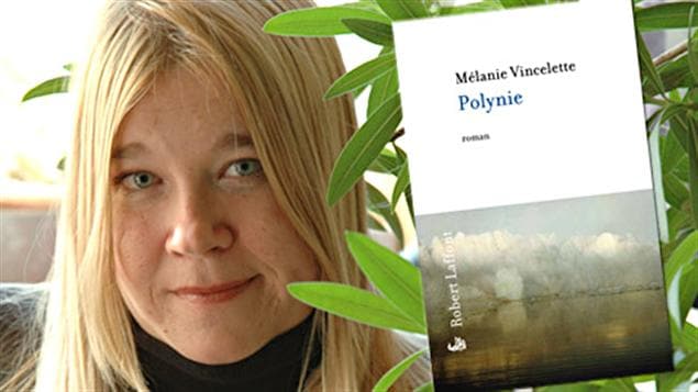 Mélanie Vincelette et la couverture de son roman
