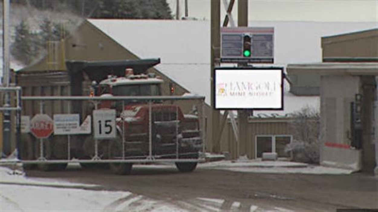 Méthodes de travail dangereuses à la mine Niobec de SaintHonoré selon