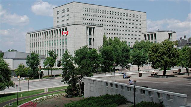 L'édifice de Bibliothèque et Archives Canada, situé au centre-ville d'Ottawa