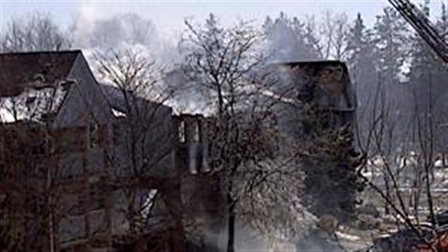 L'immeube incendié à Woodstock, Ontario