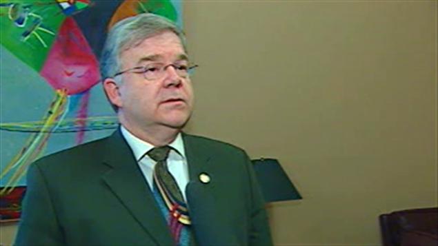 Le ministre Pierre Corbeil