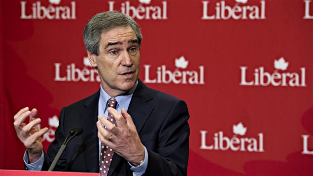 Le chef du Parti libéral, Michael Ignatieff, annonce sa démission au lendemain de l'élection fédérale