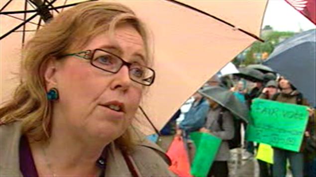 La chef du Parti vert, Elizabeth May, a participé à une manifestation à Ottawa dans le cadre de la Journée nationale pour une réforme électorale.