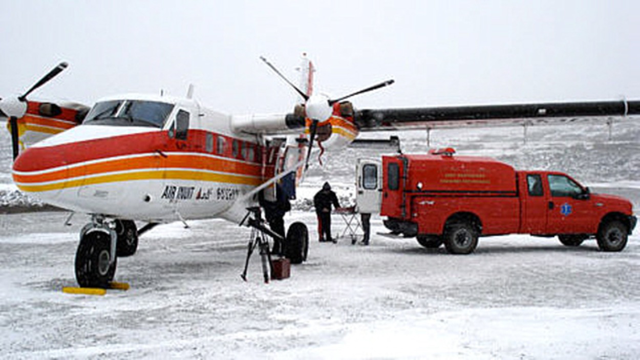 Air Inuit construit un hangar | Radio-Canada