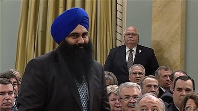 Le ministre d'État responsable de la Réforme démocratique, Tim Uppal