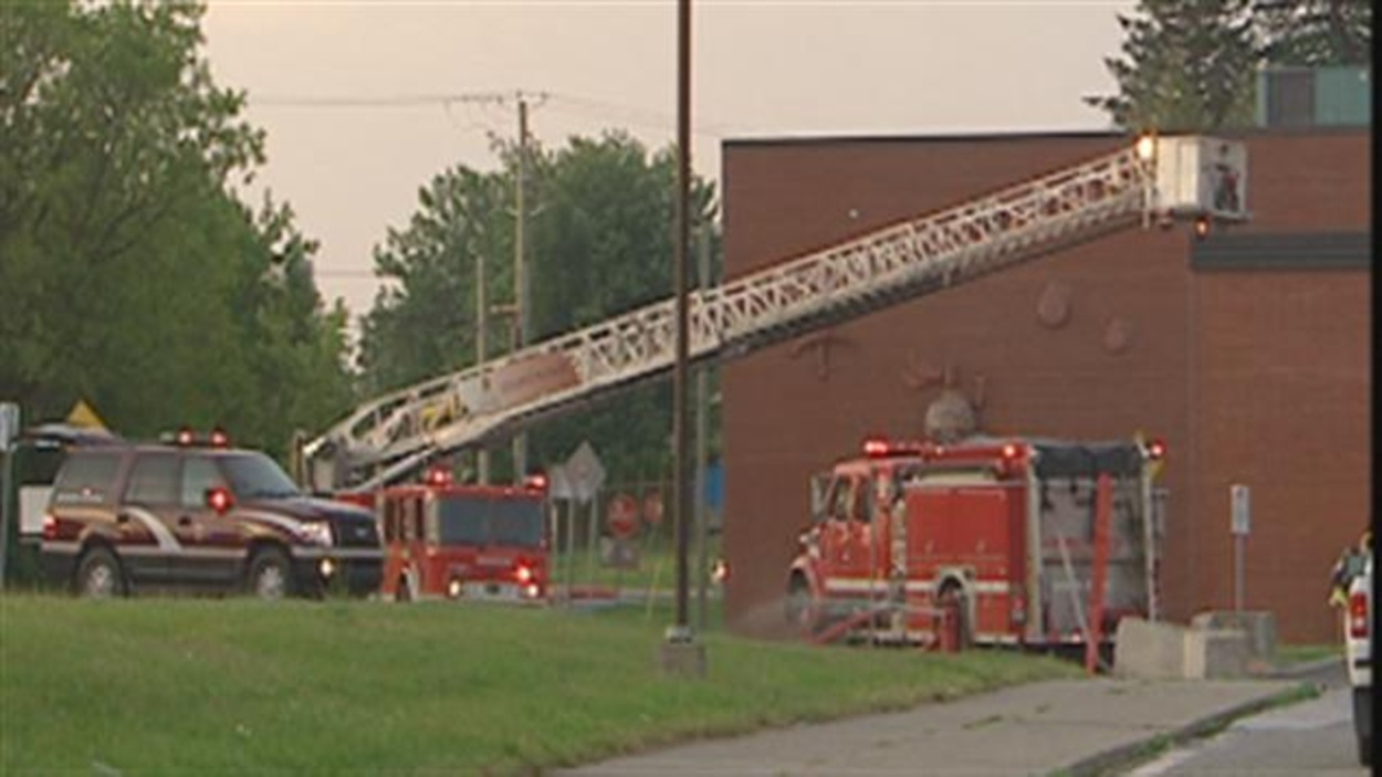 Un incendie cause des dégâts importants à l'école secondaire Les