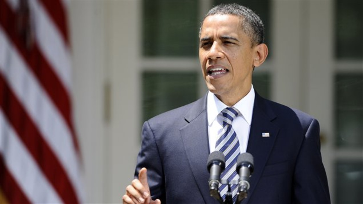 Obama promulgue la loi sur la dette | Radio-Canada