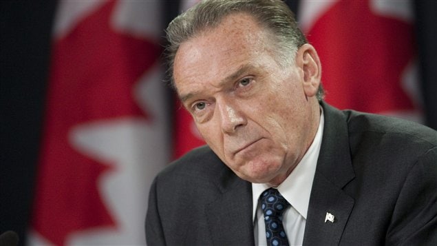 Le ministre de l'Environnement Peter Kent