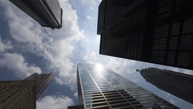 Gratte-ciel de banques sur Bay Street, à Toronto