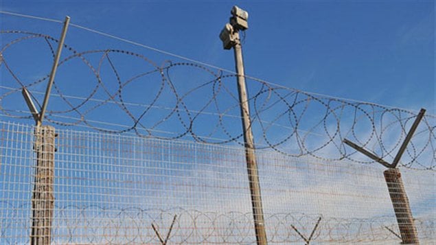prison barbelés